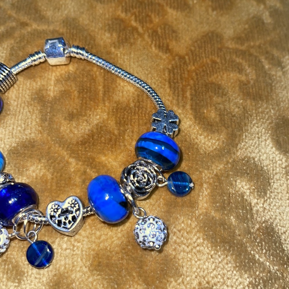 Jewelry - Picture 2 of 5